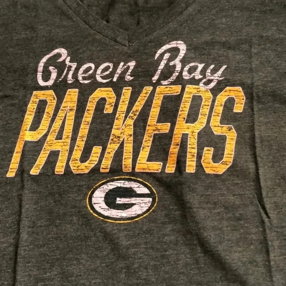 NFL Green Bay Distressed Tee Shirt Large